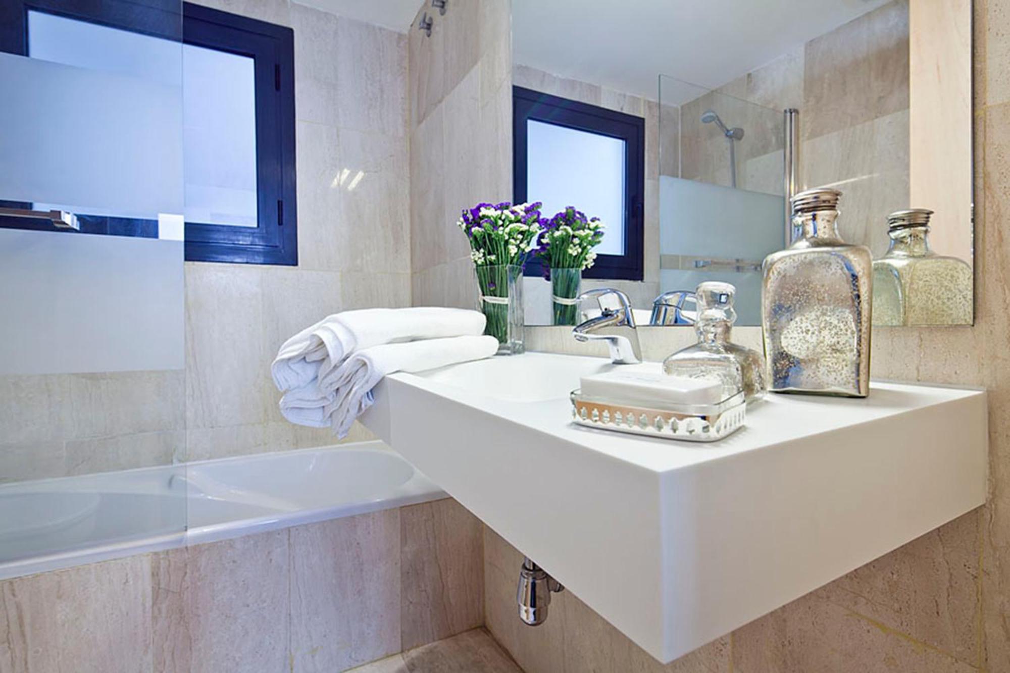 Apartment Barcelona Rentals - Private Pool And Garden Center Rom bilde