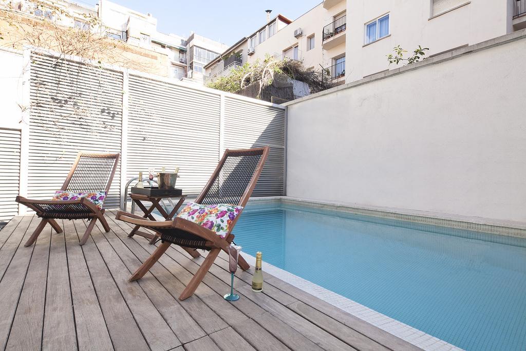 Apartment Barcelona Rentals - Private Pool And Garden Center Eksteriør bilde